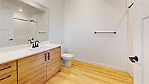 Yard Bldg 12: Unit 307 Type 2: Standard - 307 — Photo 4