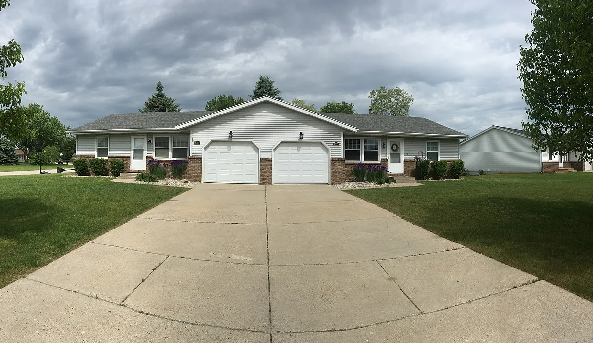 Building Photo - 6721 Pleasantview St NE
