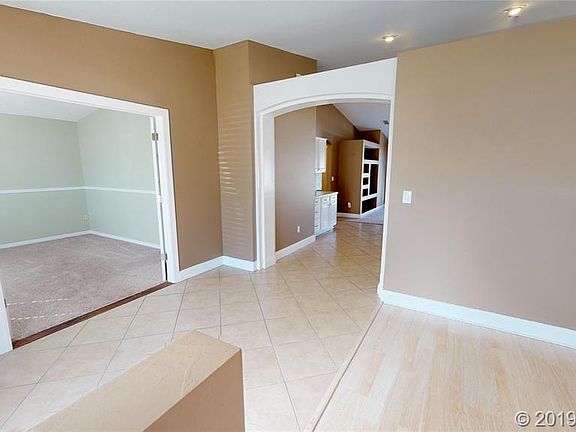 3rd image of 2216 Travelers Palm Dr