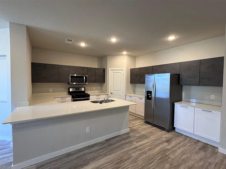 2354 Freshwater Ln — Photo 26