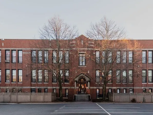 60 Gibson St APT 203, Dorchester, MA 02122