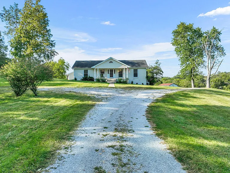 4861 Bethesda Rd — Photo 47