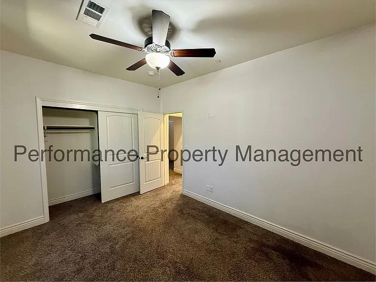 10400 Garden View Ln — Photo 10