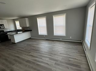 577 E Main St #2, Meriden, CT 06450