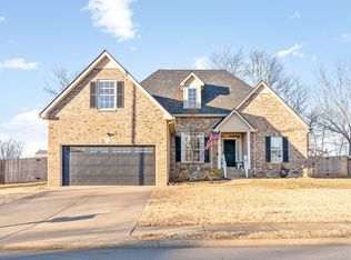 743 Ellie Nat Dr, Clarksville, TN 37040