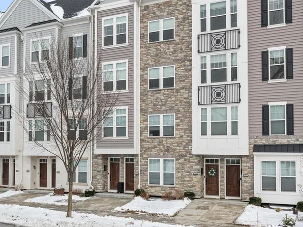 228 Charles Ellis Dr, Newtown Square, PA 19073
