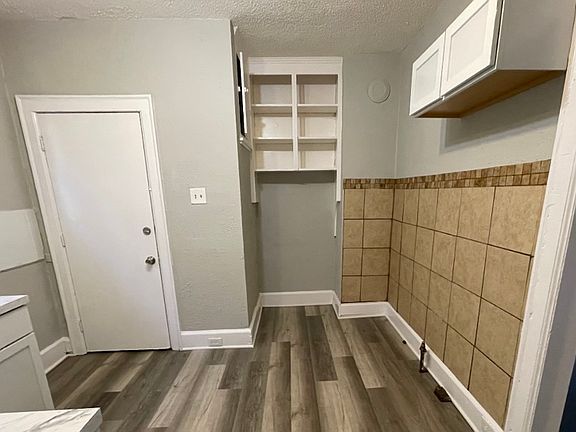 3rd image of 12681 Santa Rosa Dr