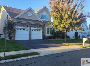 31 Steeple Rd, Monroe Township, NJ 08831