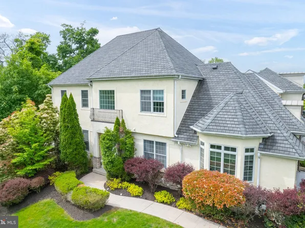1 Breyer Ct #1, Elkins Park, PA 19027