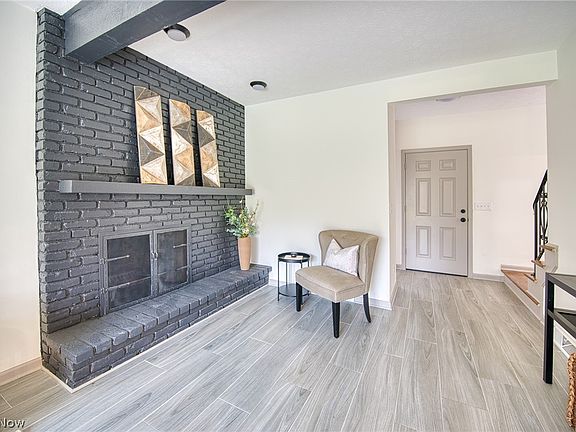 4th image of 30825 Miller Ave