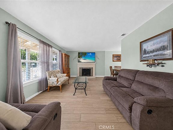 3rd image of 298 Terry Ln
