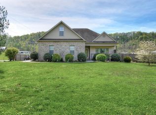 292 Price Rd, Elizabethton, TN 37643