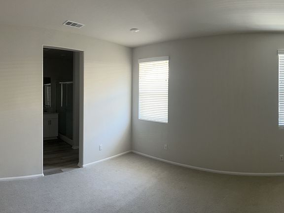 4th image of 40584 Birchfield Dr