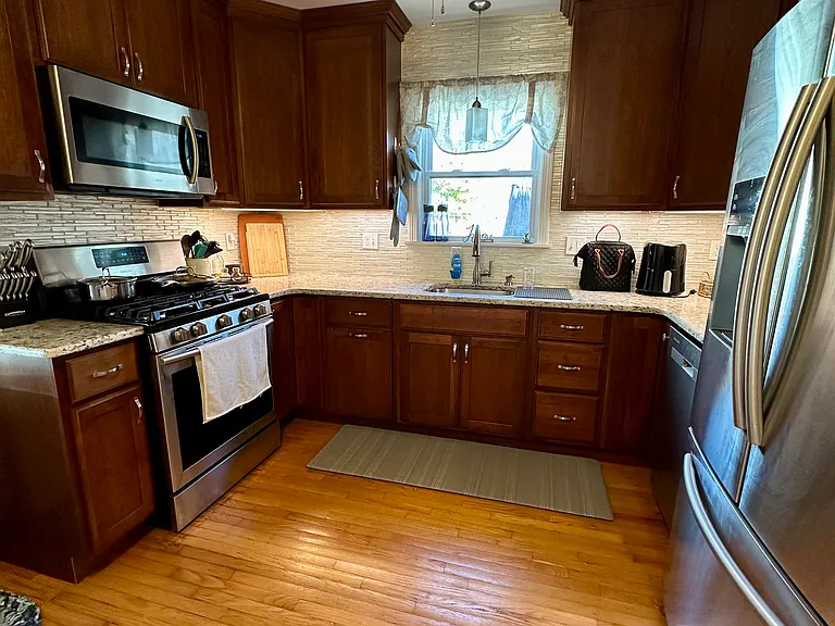 140 Maple Rd — Photo 11