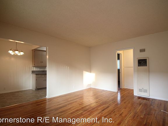 4th image of 329 E California Blvd APT 03