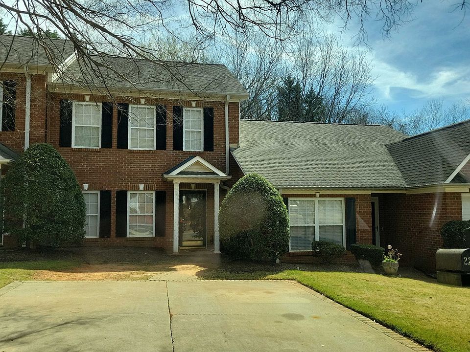 1st image of 225 Rexford Dr