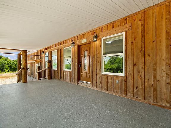 4th image of 126 Lazy L Retreat Dr