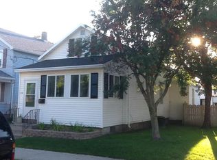 1318 S 19th St, Manitowoc, WI 54220