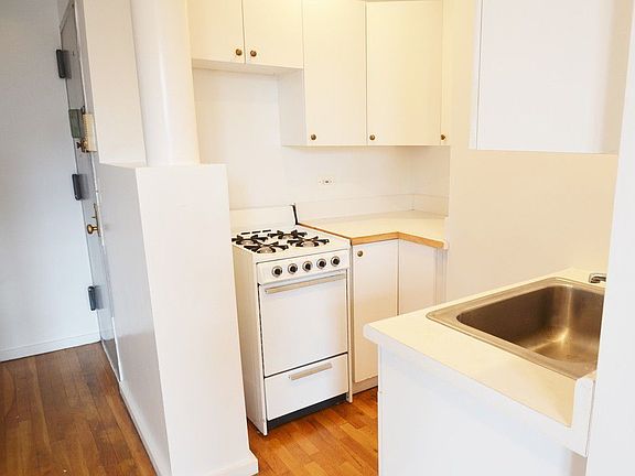 4th image of 500 W 148th St APT 3E