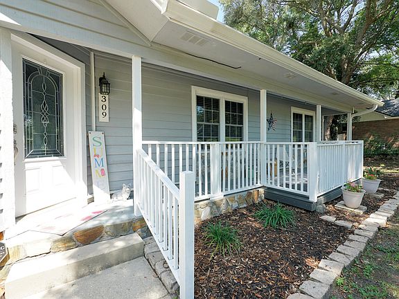 4th image of 309 Ashley Dr
