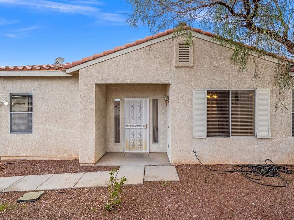 1st image of 7904 Smokey Ridge Ct