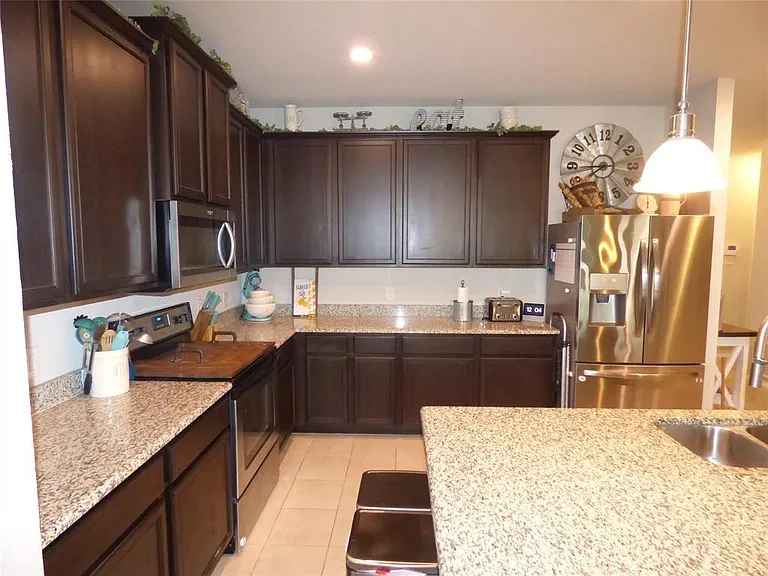 7416 Boat Wind Rd — Photo 5