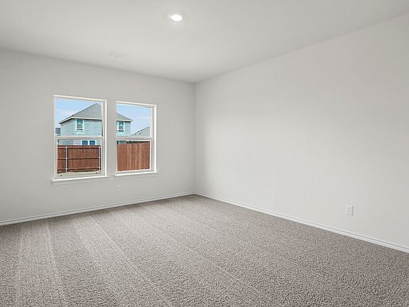 5th image of 1816 Misty Brook Dr