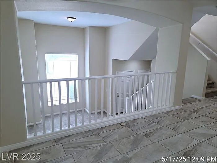 316 Fountain Crossing Ln — Photo 9