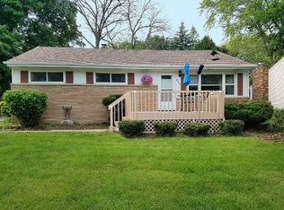 604 Rohda Dr, Waterford, WI 53185