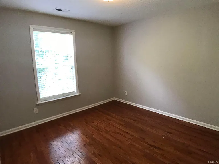 114 Hidden Rock Ct — Photo 17