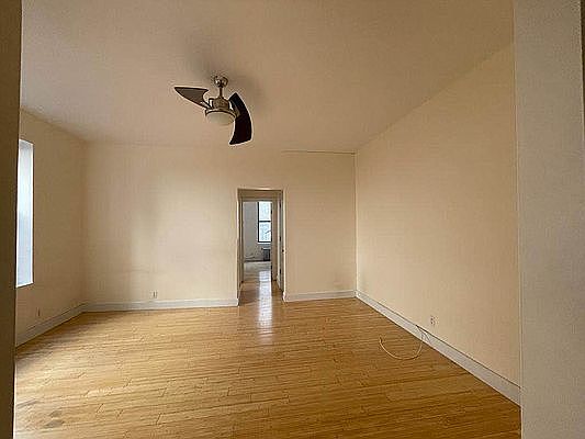 4th image of 336 Fort Washington Ave #D4