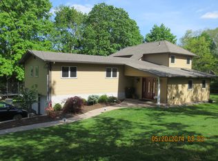 25 Barrie Dr, Spring Valley, NY 10977