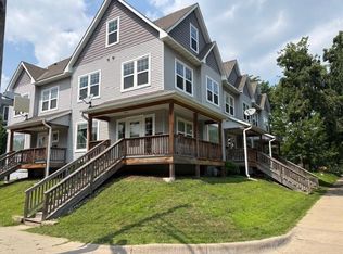 600 W 32nd St APT 3, Minneapolis, MN 55408