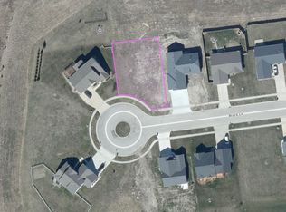 106 Bryce Ln, Tolono, IL 61880
