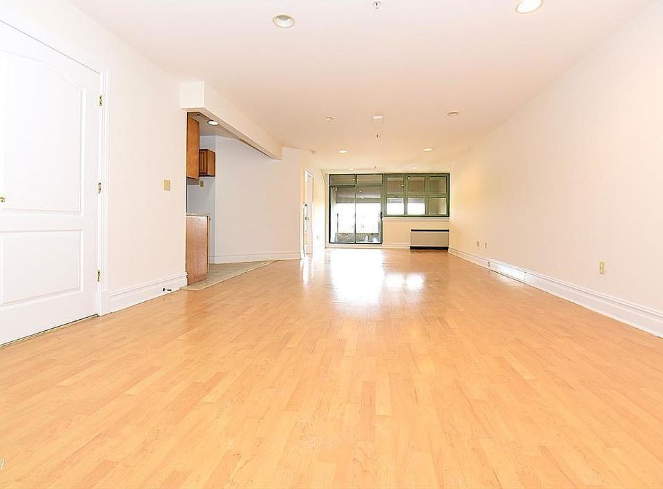 1st image of 1919 24th Ave APT L417