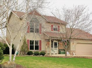 4806 Fairway Dr, Waterford, WI 53185