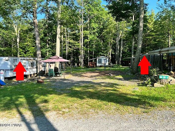 2nd image of 17 Cindy Ln