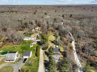 966 Crandall Rd, Tiverton, RI 02878