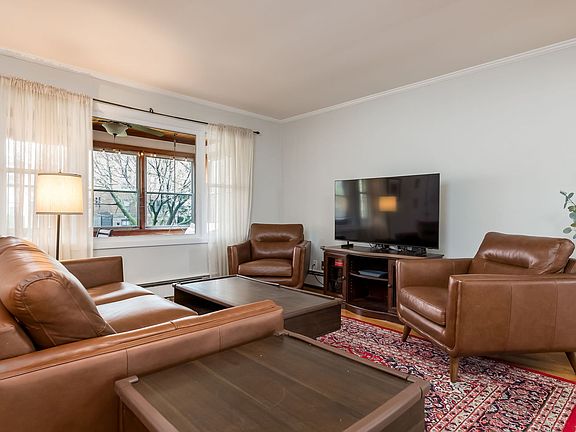 4th image of 419 N Taylor Ave