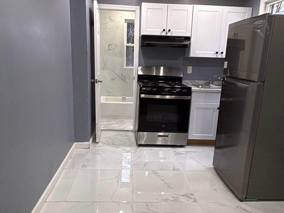 1st image of 12 Belvidere St #2