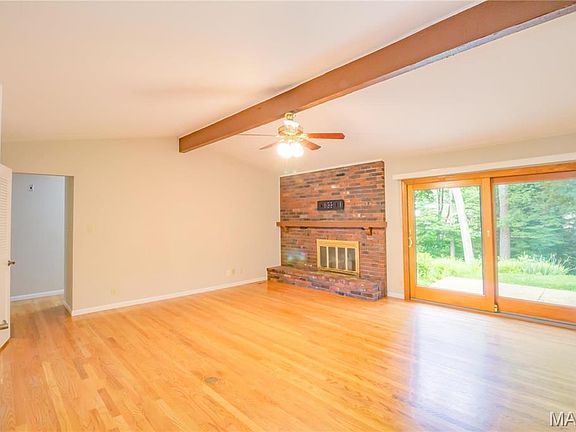 3rd image of 395 Statesman Ct