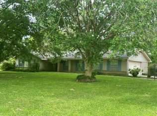 9 McAllister Cir, Vicksburg, MS 39183