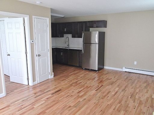 2nd image of 321 Monroe St APT 3A