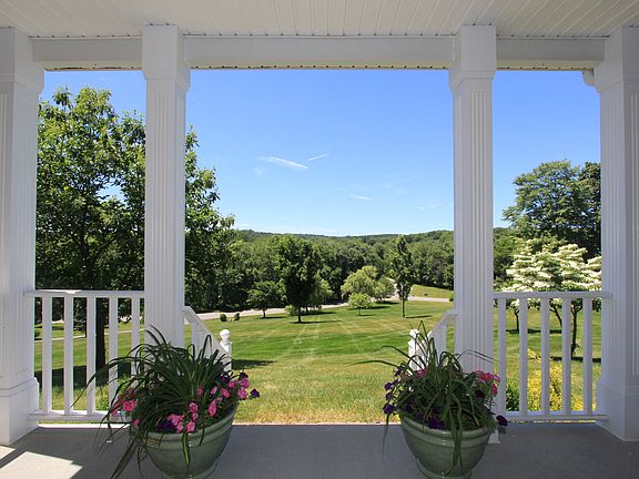 3rd image of 13 Equestrian Park Dr