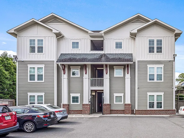 Noda 20 Apartments — Photo 1