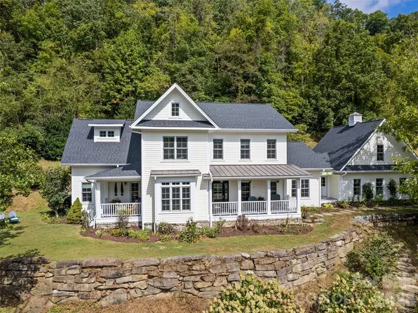 3827 Liner Creek Rd, Clyde, NC 28721