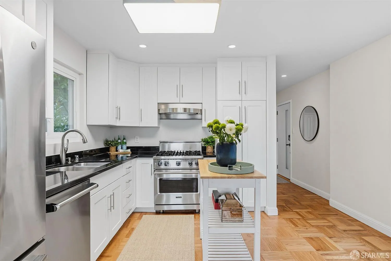 3258 Market St APT 4 - Photo 11