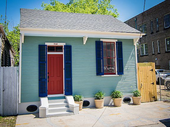 2nd image of 2549 Columbus St