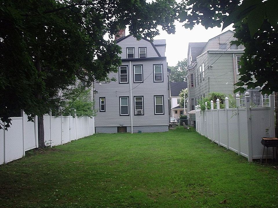 Rear View 09