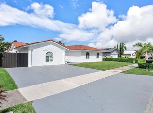 13961 SW 156th Ter, Miami, FL 33177